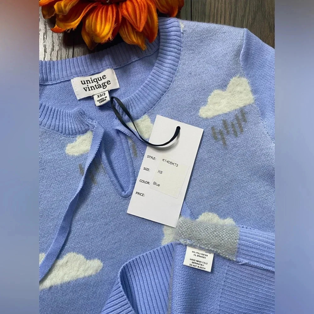 🦋B2G1🦋UNIQUE VINTAGE Cloud Print Swoosie Sweater NWT | X-SMALL | - Picture 8 of 10